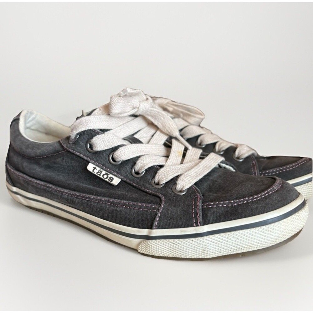 Taos Moc Star Sneakers Women Size 7 Shoes Gray Purple Canvas Low Lace Up